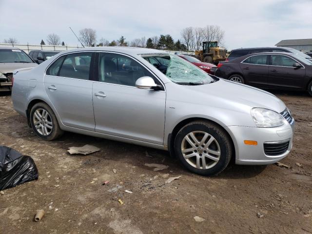 Photo 4 from auction – 2007 VOLKSWAGEN JETTA WOLF with VIN 3VWEF71K27M056958