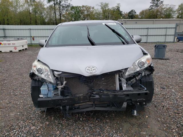 Photo 5 from auction – 2015 TOYOTA SIENNA XLE with VIN 5TDYK3DC6FS666093