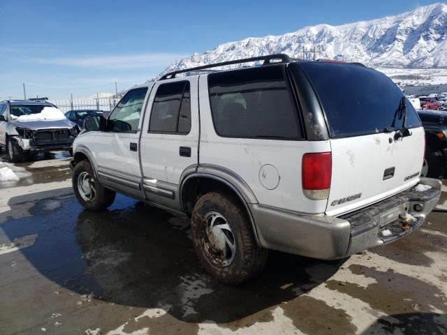 Photo 2 from auction – 2000 CHEVROLET BLAZER with VIN 1GNDT13W0Y2322000
