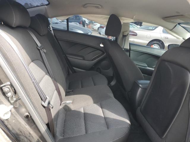 Photo 10 from auction – 2017 KIA FORTE LX with VIN 3KPFK4A78HE074521