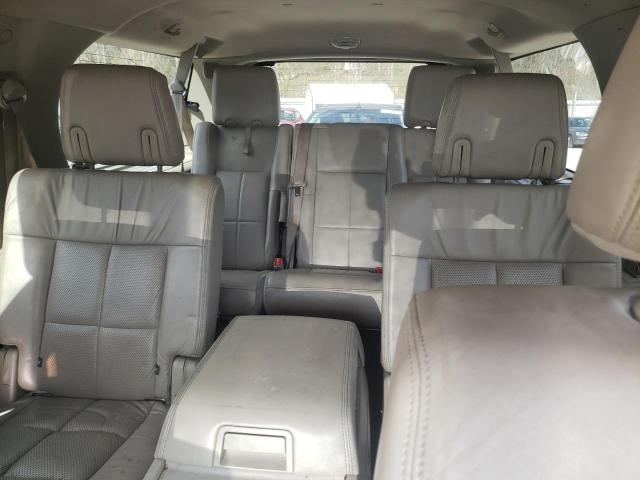 Photo 10 from auction – 2010 LINCOLN NAVIGATOR with VIN 5LMJJ3J52AEJ01017