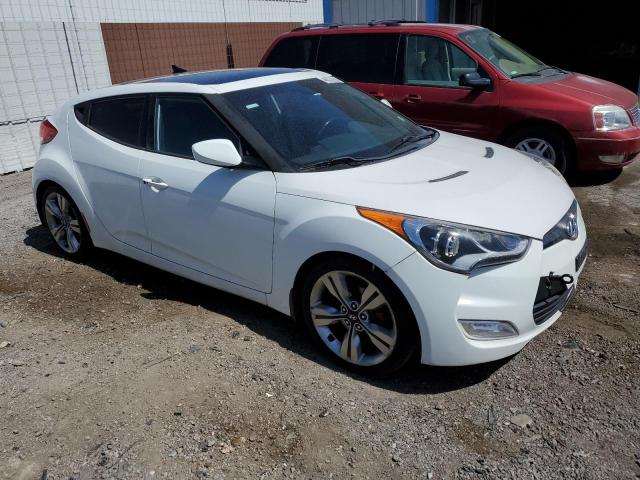 Photo 4 from auction – 2014 HYUNDAI VELOSTER with VIN KMHTC6AD4EU193130