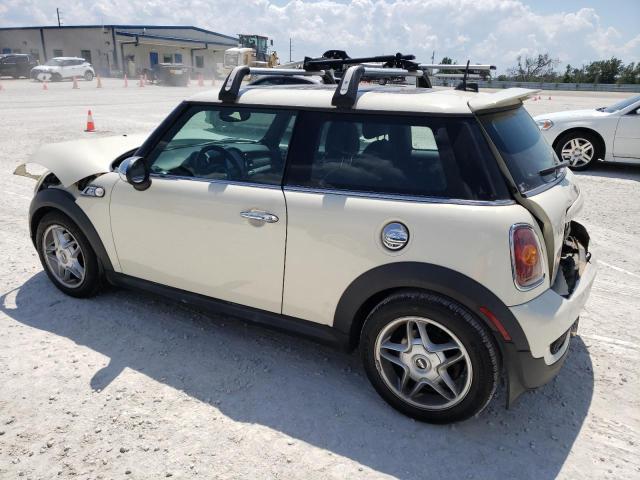Photo 2 from auction – 2010 MINI COOPER S with VIN WMWMF7C53ATX43121