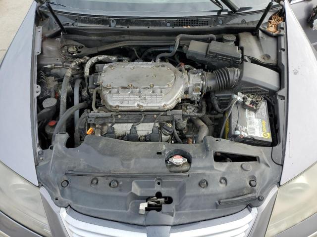 Photo 11 from auction – 2005 ACURA RL with VIN JH4KB165X5C013225