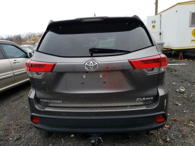 Photo 6 from auction – 2019 TOYOTA HIGHLANDER with VIN 5TDJZRFH7KS562599
