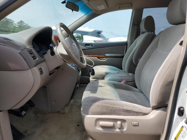 Photo 7 from auction – 2005 TOYOTA SIENNA XLE with VIN 5TDZA22C85S355378