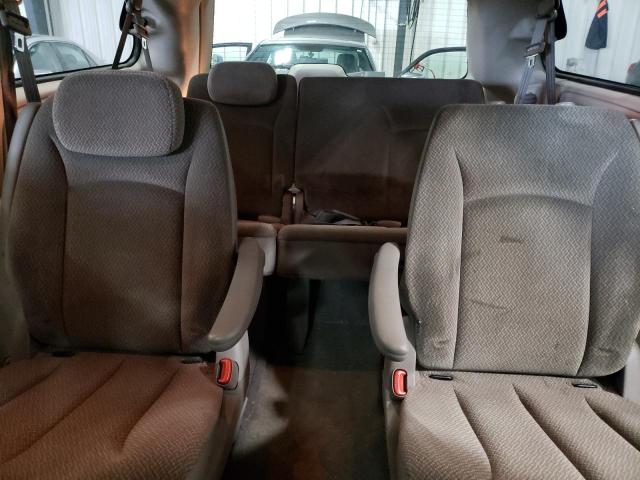 Photo 10 from auction – 2005 CHRYSLER TOWN & COU with VIN 2C4GP54L75R373481