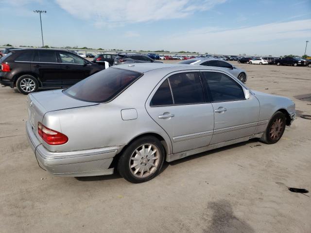 Photo 3 from auction – 2000 MERCEDES-BENZ E 320 with VIN WDBJF65J5YB117918