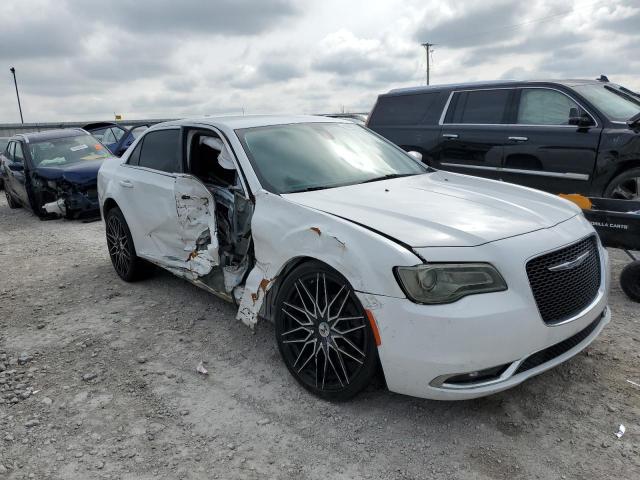 Photo 4 from auction – 2015 CHRYSLER 300 LIMITE with VIN 2C3CCARG9FH781717