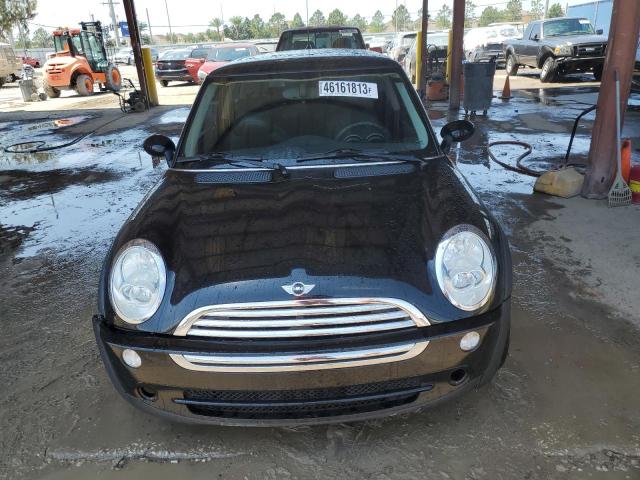 Photo 5 from auction – 2005 MINI COOPER with VIN WMWRC33455TC59331