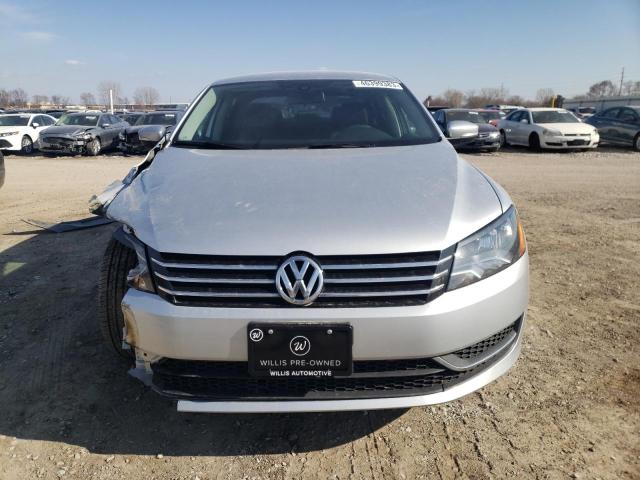 Photo 5 from auction – 2014 VOLKSWAGEN PASSAT S with VIN 1VWAT7A36EC105934