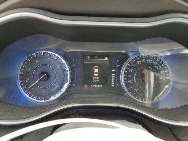 Photo 9 from auction – 2015 CHRYSLER 200 LIMITE with VIN 1C3CCCABXFN729032