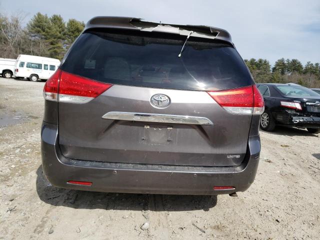 Photo 6 from auction – 2011 TOYOTA SIENNA XLE with VIN 5TDYK3DC4BS034526
