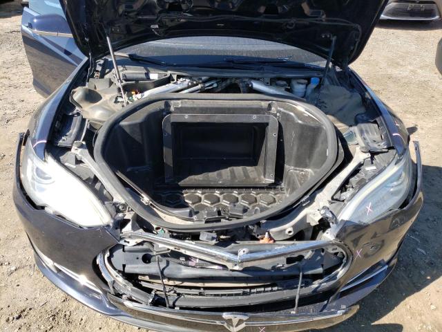 Photo 11 from auction – 2013 TESLA MODEL S with VIN 5YJSA1DN7DFP27872