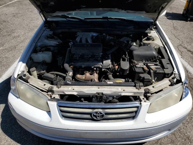 Photo 11 from auction – 2000 TOYOTA CAMRY LE with VIN JT2BF28KXY0275243