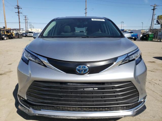 Photo 5 from auction – 2021 TOYOTA SIENNA XLE with VIN 5TDYRKEC8MS018367