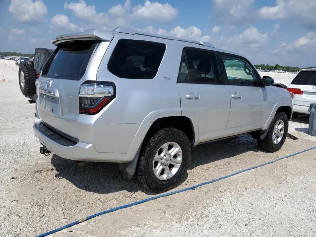 Photo 3 from auction – 2016 TOYOTA 4RUNNER SR with VIN JTEBU5JR7G5401822