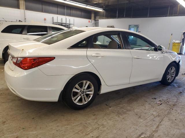 Photo 3 from auction – 2013 HYUNDAI SONATA GLS with VIN 5NPEB4AC6DH744954