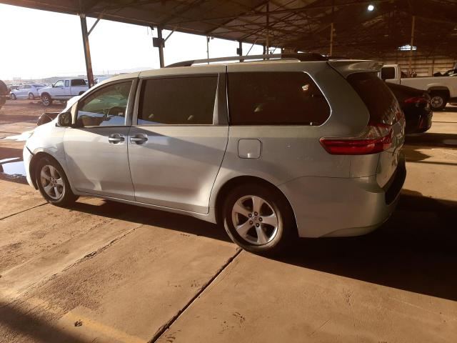 Photo 2 from auction – 2017 TOYOTA SIENNA LE with VIN 5TDKZ3DCXHS806506