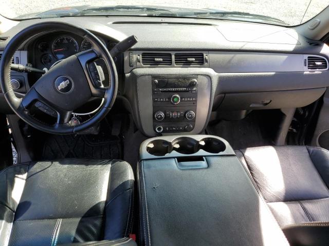 Photo 8 from auction – 2010 CHEVROLET AVALANCHE with VIN 3GNVKEE04AG179007