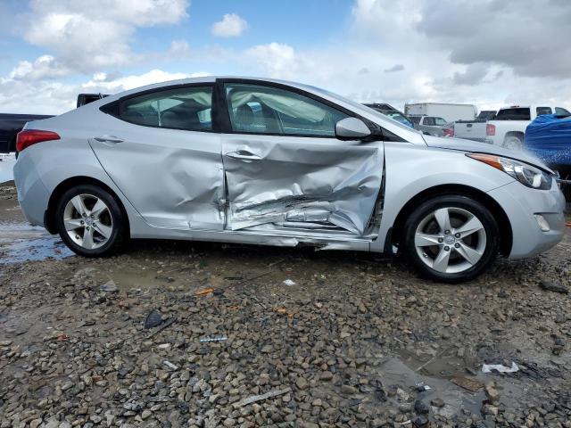 Photo 4 from auction – 2012 HYUNDAI ELANTRA GL with VIN 5NPDH4AE8CH103072