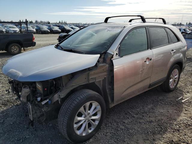 KIA SORENTO EX 2014 with VIN 5XYKUDA79EG531232 - Photo from auction