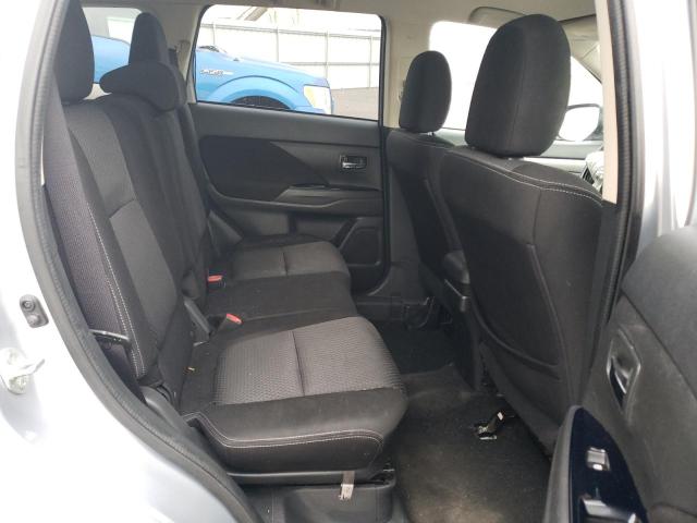 Photo 11 from auction – 2017 MITSUBISHI OUTLANDER with VIN JA4AD2A35HZ070351