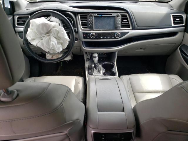 Photo 8 from auction – 2017 TOYOTA HIGHLANDER with VIN 5TDJZRFH3HS469491