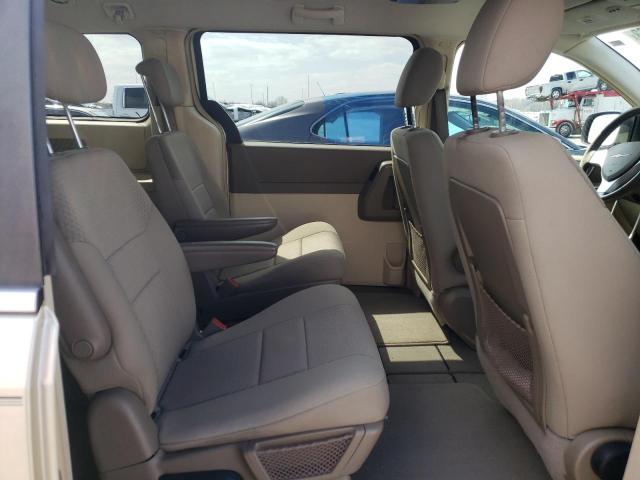 Photo 11 from auction – 2010 CHRYSLER TOWN & COU with VIN 2A4RR5D17AR189809