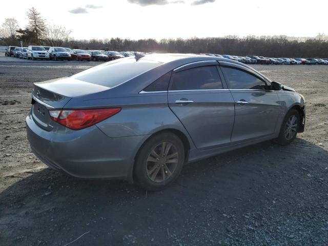 Photo 3 from auction – 2011 HYUNDAI SONATA SE with VIN 5NPEC4AC9BH304446