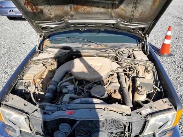 Photo 11 from auction – 1986 MERCEDES-BENZ 560 SEC with VIN WDBCA45D3GA204601