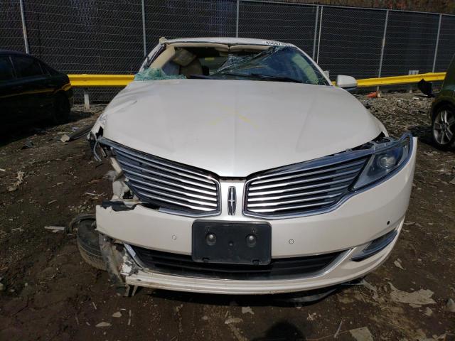 Foto 5 de la subasta – 2013 LINCOLN MKZ con VIN 3LN6L2G91DR809607