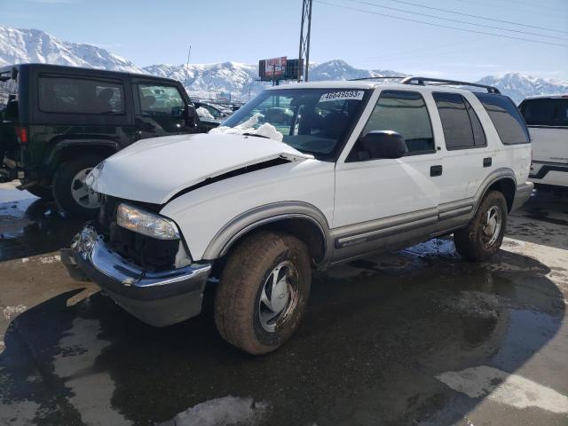 Photo 1 from auction – 2000 CHEVROLET BLAZER with VIN 1GNDT13W0Y2322000