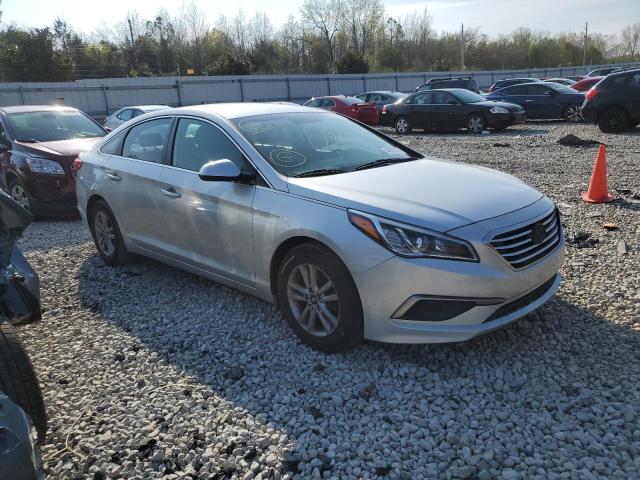 Photo 4 from auction – 2016 HYUNDAI SONATA SE with VIN 5NPE24AFXGH335953