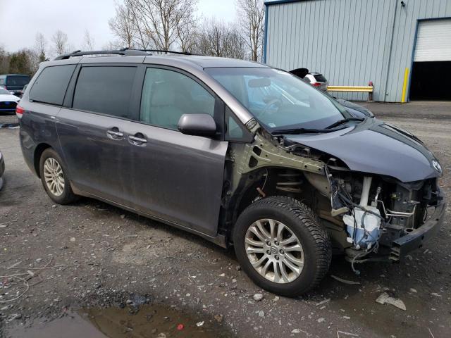 Photo 4 from auction – 2013 TOYOTA SIENNA XLE with VIN 5TDYK3DC7DS282966