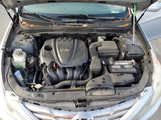 Photo 11 from auction – 2011 HYUNDAI SONATA with VIN 5NPEC4AC9BH168352