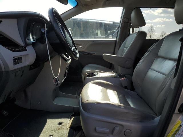 Photo 7 from auction – 2015 TOYOTA SIENNA XLE with VIN 5TDYK3DC2FS676913