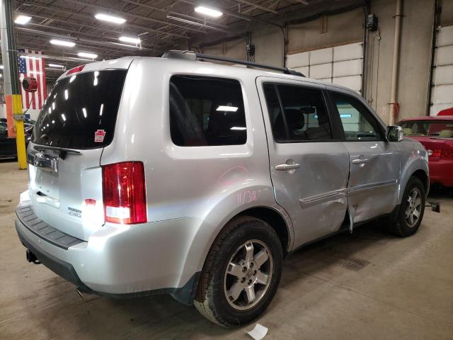 Photo 3 from auction – 2010 HONDA PILOT TOUR with VIN 5FNYF4H88AB032779