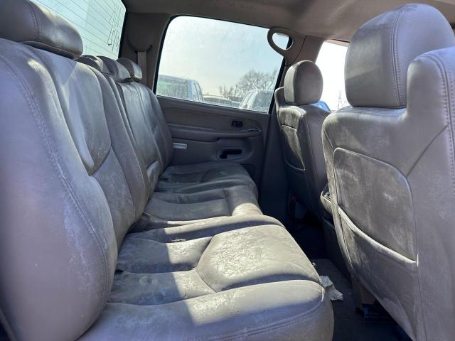 Photo 6 from auction – 2003 CHEVROLET SILVERADO with VIN 1GCHK23153F143881