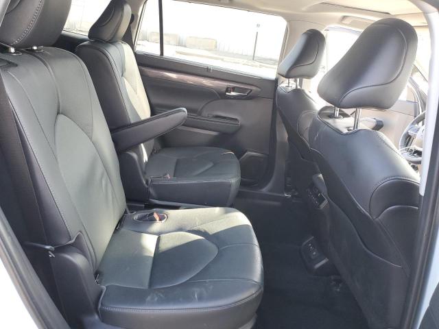 Photo 10 from auction – 2021 TOYOTA HIGHLANDER with VIN 5TDDZRBH7MS138894