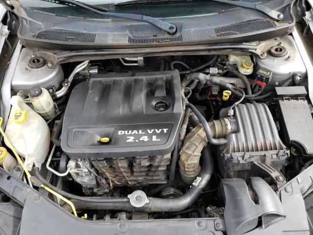 Photo 11 from auction – 2014 CHRYSLER 200 with VIN 1C3CCBAB8EN211896