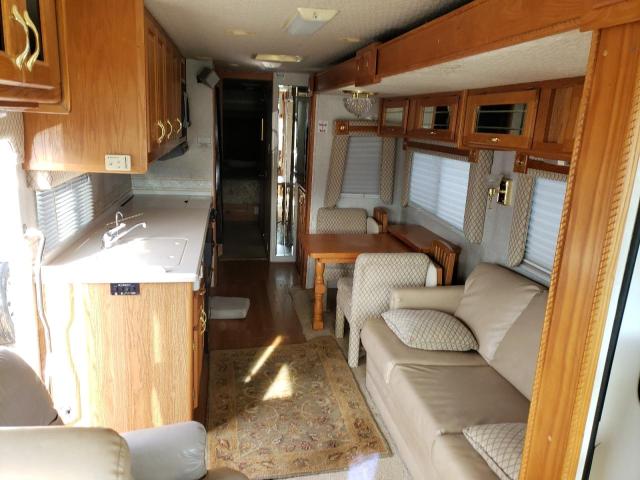 Photo 6 from auction – 2003 GULF STREAM SUN VOYAGE with VIN 5B4MP67G523353439