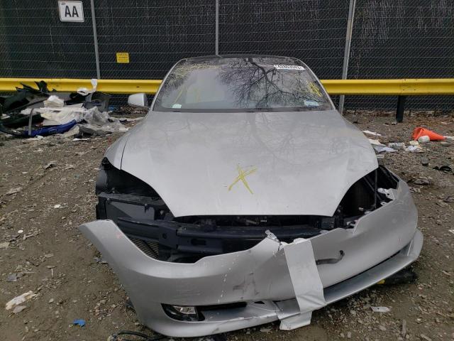 Photo 5 from auction – 2017 TESLA MODEL S with VIN 5YJSA1E21HF227880