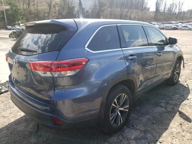 Foto 3 de la subasta – 2017 TOYOTA HIGHLANDER con VIN 5TDBZRFH3HS441274