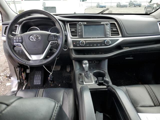 Фото 8 с аукциона – 2017 TOYOTA HIGHLANDER с VIN 5TDJZRFH4HS358951