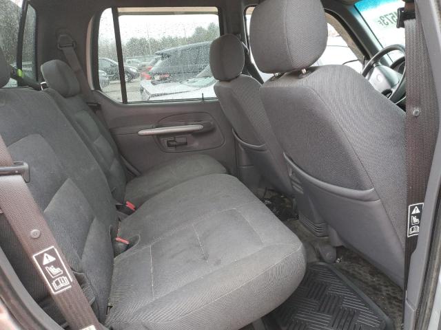Photo 10 from auction – 2002 FORD EXPLORER S with VIN 1FMZU77E02UB48131