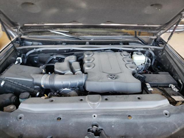 Photo 12 from auction – 2018 TOYOTA 4RUNNER SR with VIN JTEBU5JR2J5565406
