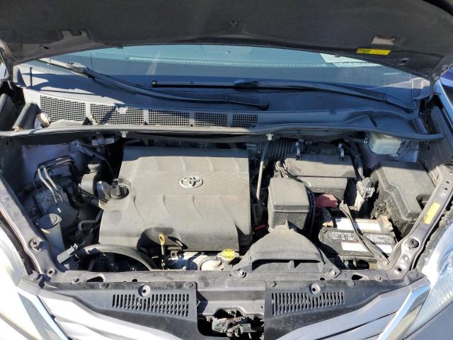 Photo 12 from auction – 2015 TOYOTA SIENNA XLE with VIN 5TDYK3DCXFS666548