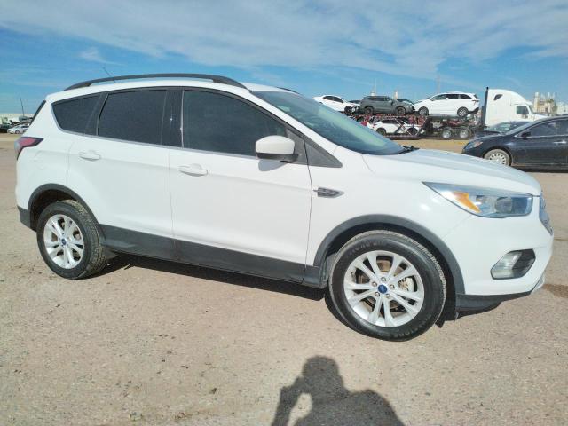 Photo 4 from auction – 2018 FORD ESCAPE SE with VIN 1FMCU0GD7JUC95114