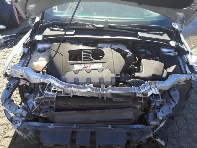 صورة رقم 11 من المزاد - 2013 FORD FOCUS ST مع VIN 1FADP3L95DL115180
